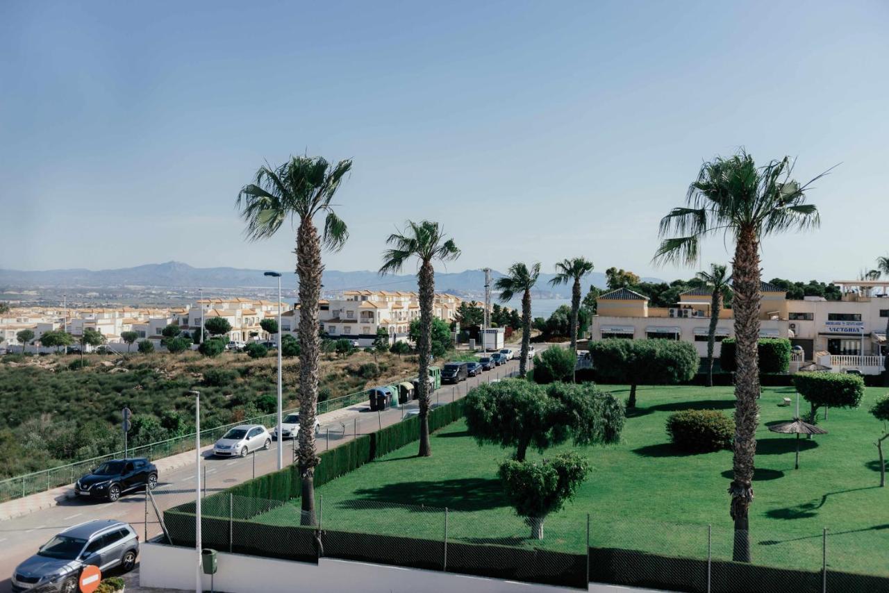 Stunning 2 Bedroom Apartment With Pool View Alicante Dış mekan fotoğraf